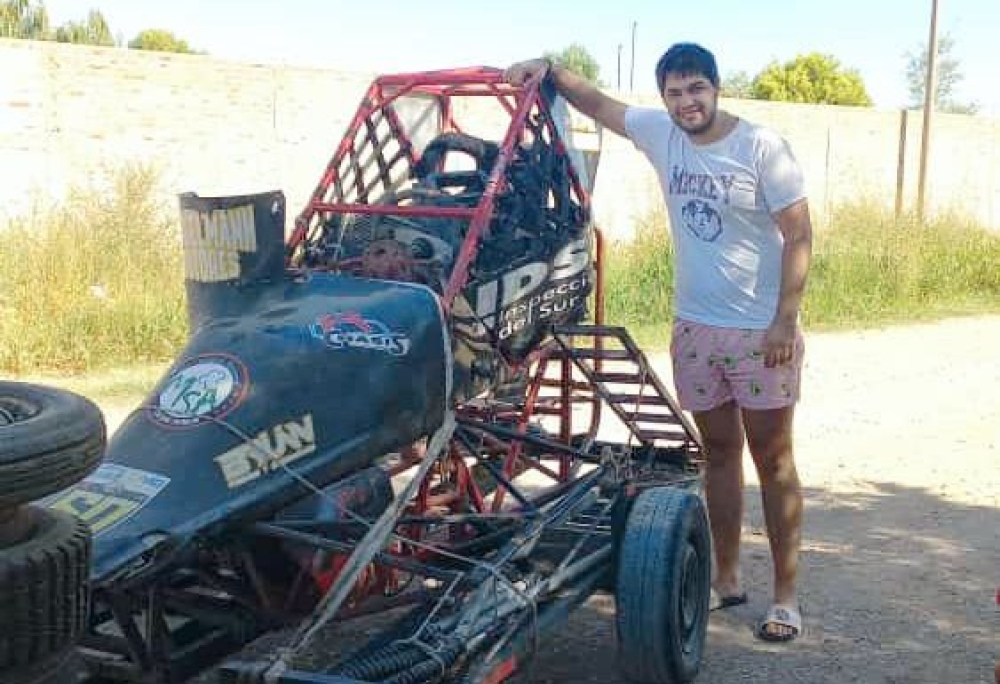 Tomas Leal adquirió un chasis y se sumara al midget a partir del torneo Invernal 2024