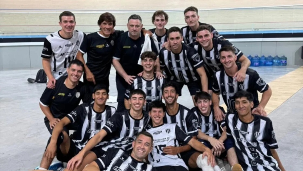 Liga Federal de Vóley: Liniers, con dos jugadores del distrito, cerró otra participación a nivel nacional