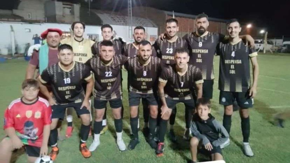 Se jugó la duodécima fecha del torneo de Papi Futbol organizado por el Club Porteño de Saldungaray