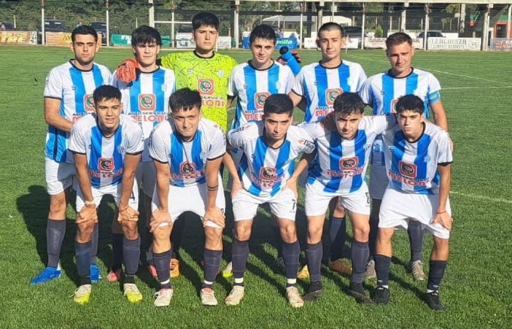 Liga Regional: Goleó Deportivo Sarmiento en el partido que marcó el adiós de Gonzalo Lang