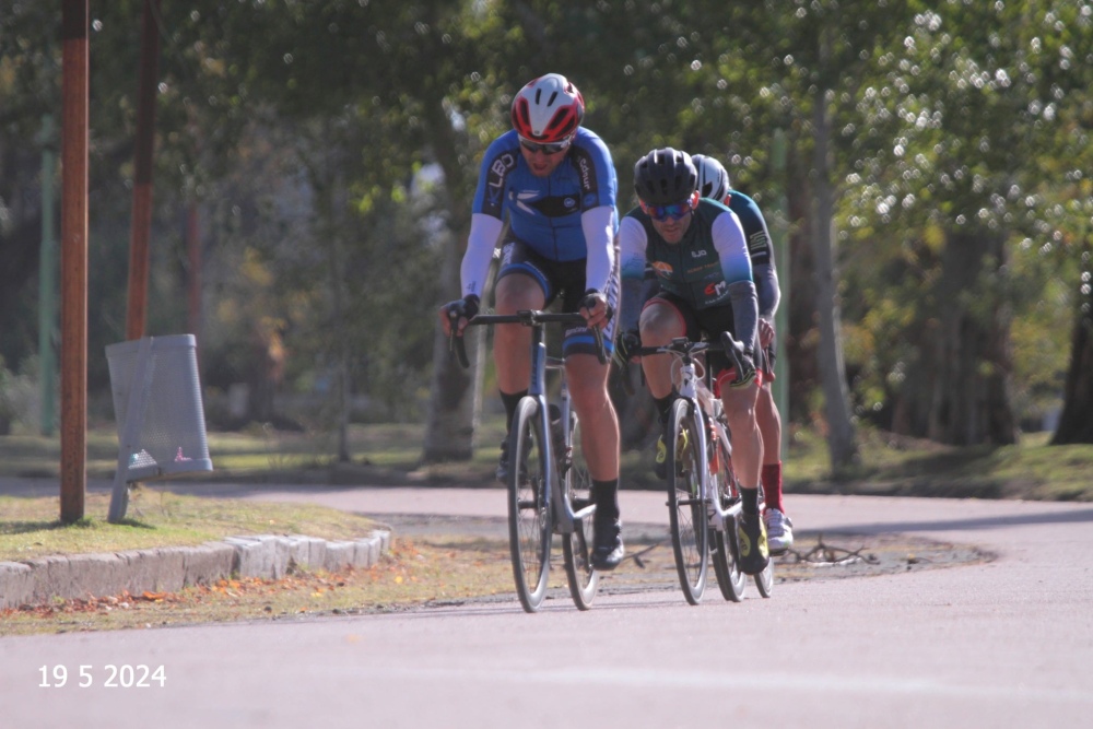 Ciclismo: El tornquistense Ariel Rodríguez logro un cuarto puesto en la cuarta fecha del calendario 2024