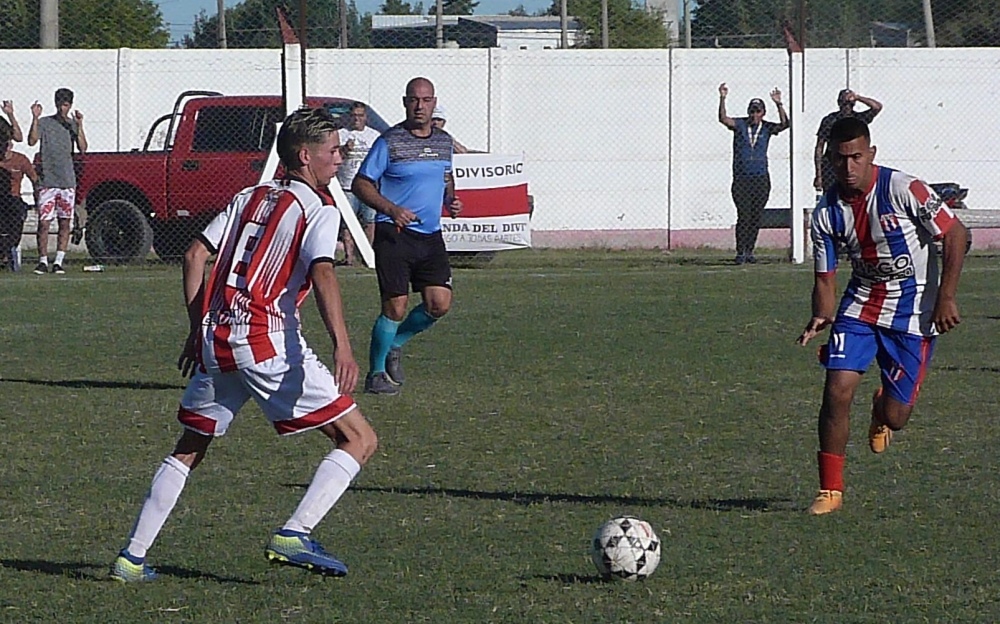 Igualdad de Atlético Ventana en el debut en el torneo de la Liga Pringles de Fútbol