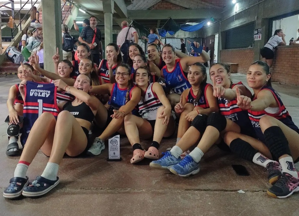 El Sub 16 de Automoto Vóley ganó la Copa de Plata en Olavarría