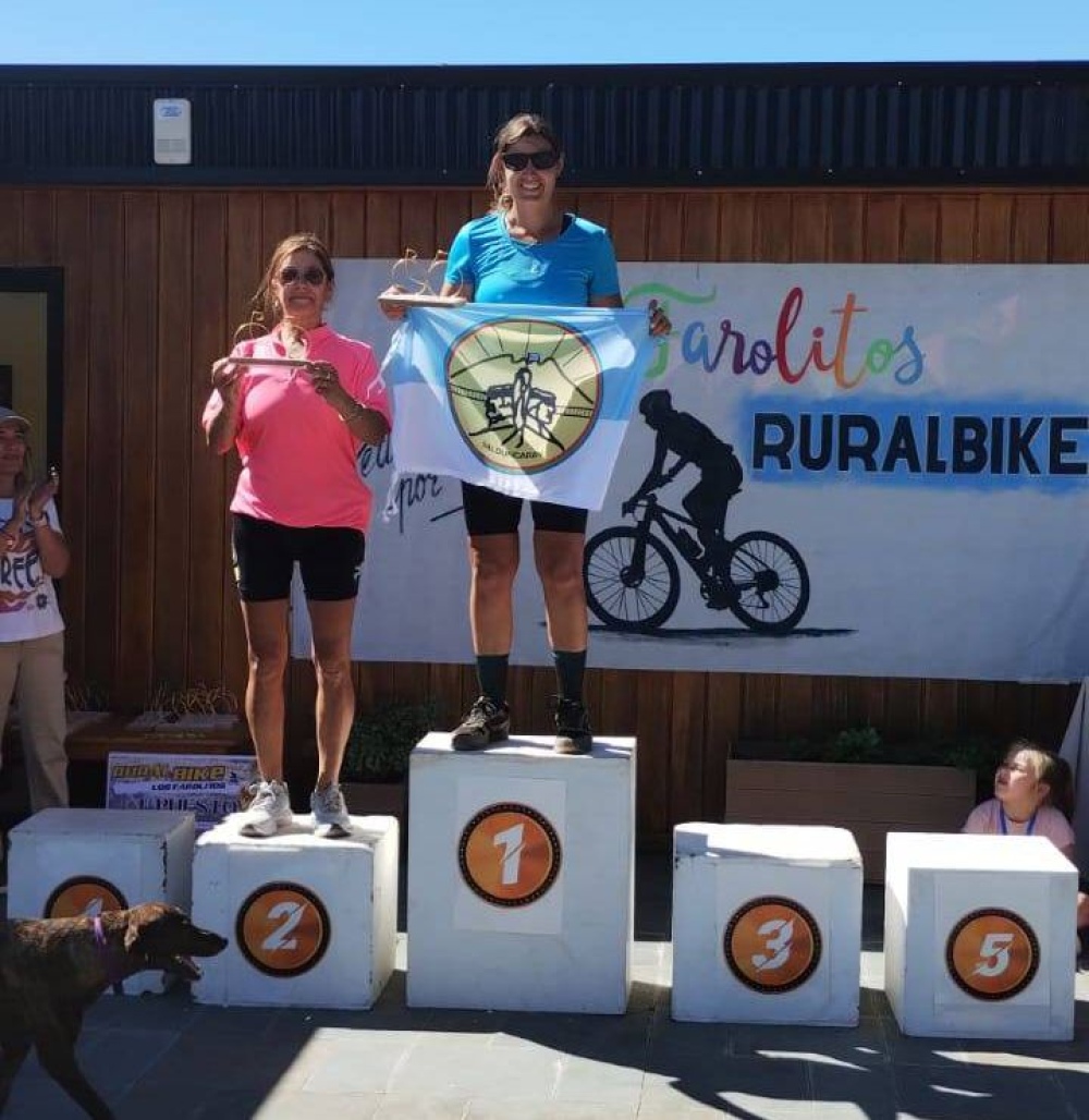 Integrantes de la Agrupación Ciclistas de Saldungaray compitieron en el Rural Bike Los Farolitos