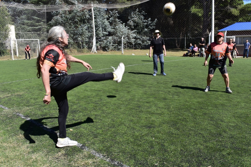 Walking futbol femenino, una nueva propuesta que se suma a Villa Ventana