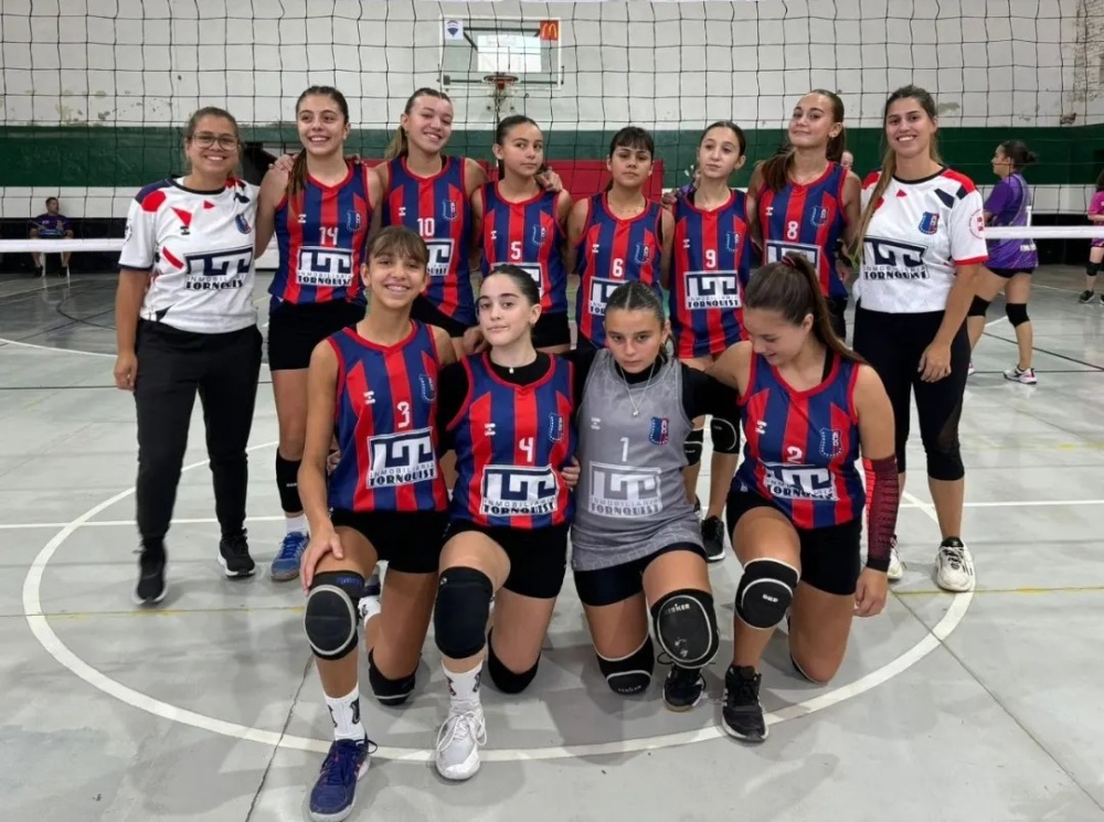 Las chicas del Automoto Vóley debutaron en el torneo bahiense