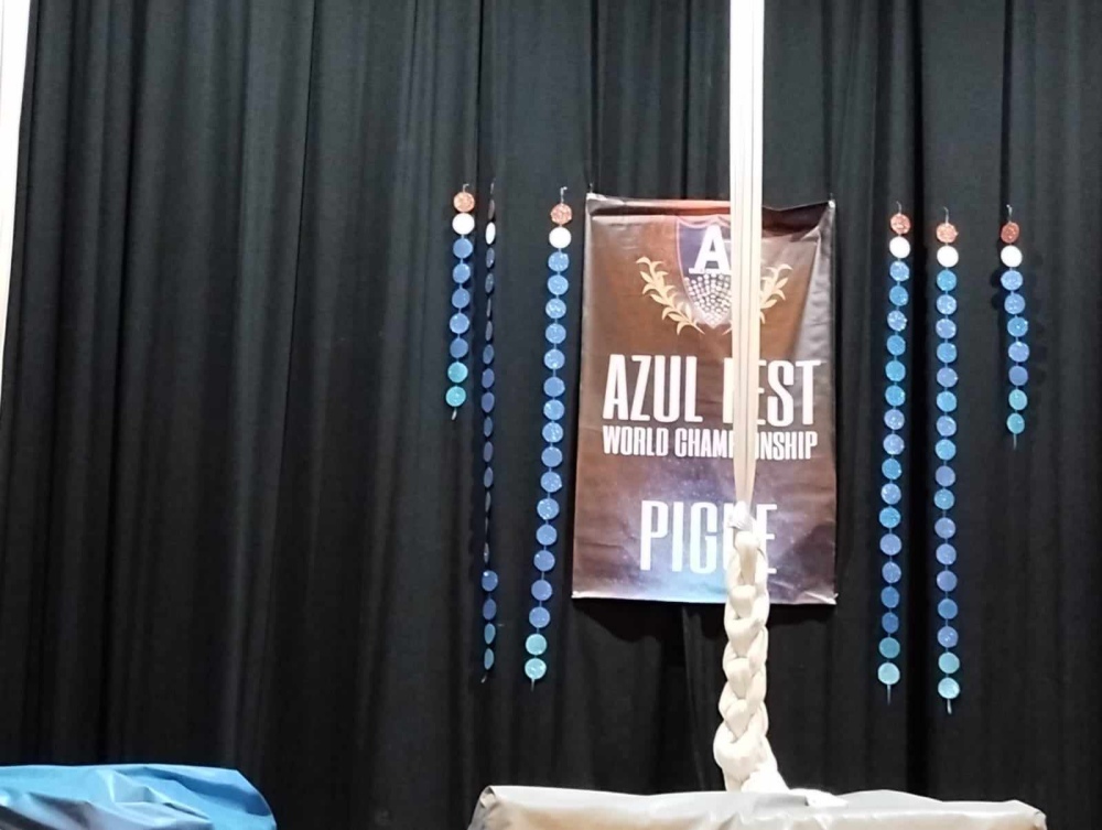 Alumnas de Abre tus Alas participaron de la etapa regional de la competencia de acrobacia Azul Fest World Championship