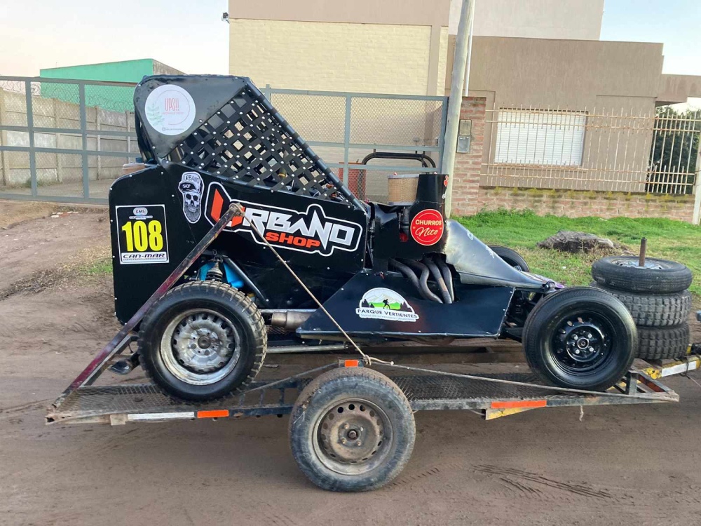 Tomas Leal cumplió su sueño y debuto en el Invernal de Midget 2024