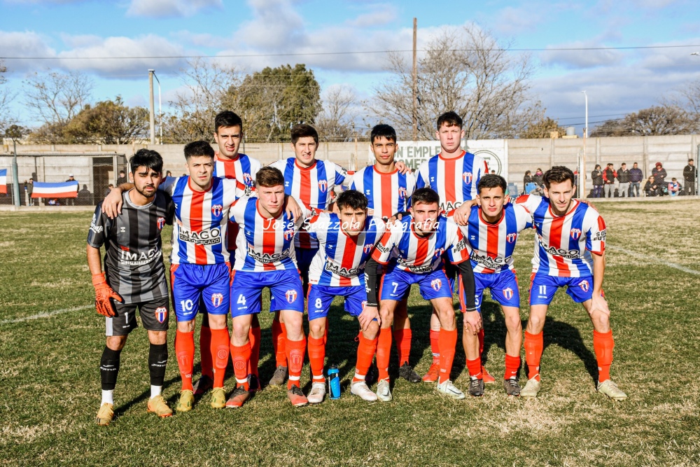 Liga Pringles de Fútbol: Tras las lluvias, se juegan las finales de ida