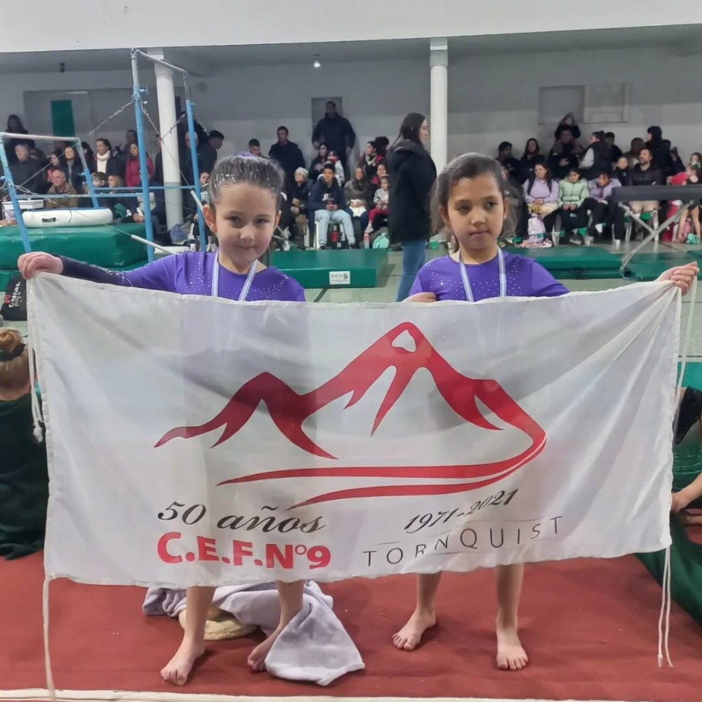 Alumnas del CEF Nº 9 participaron de un torneo de gimnasia artística realizado en Bahía Blanca