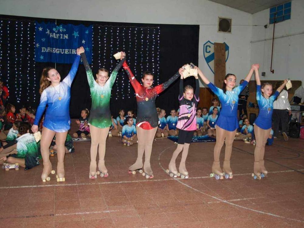 Patinadoras de San Martin de Chasico participaron de un encuentro desarrollado en Darregueira