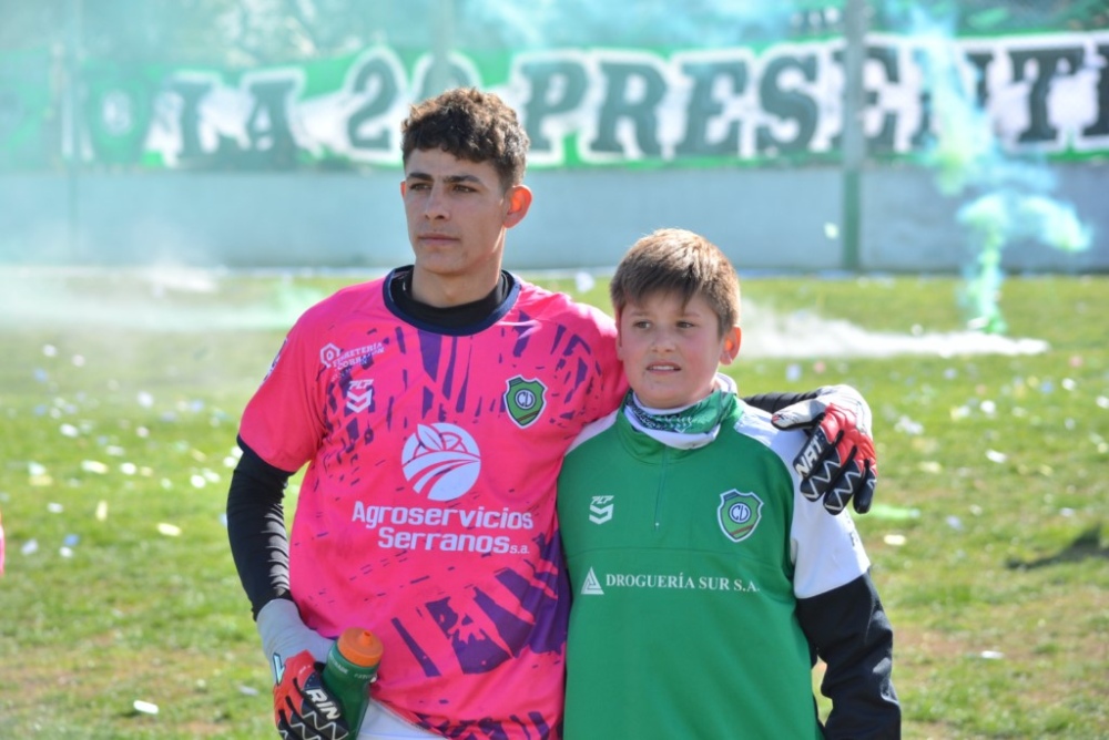 Leonel Vater y su debut en primera división: ”Fue una experiencia única que jamás me había tocado”