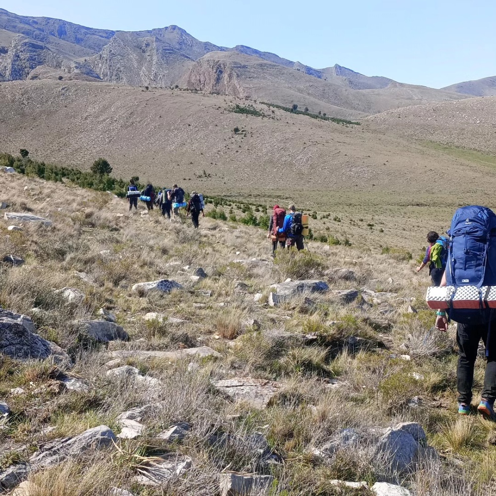 Se vivio un fin de semana a puro trekking y pernocte al Cerro Tres Picos