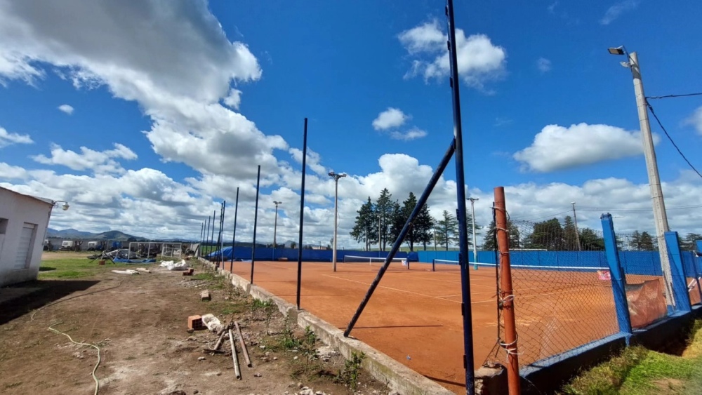 Nuevas obras en las canchas de tenis de Automoto