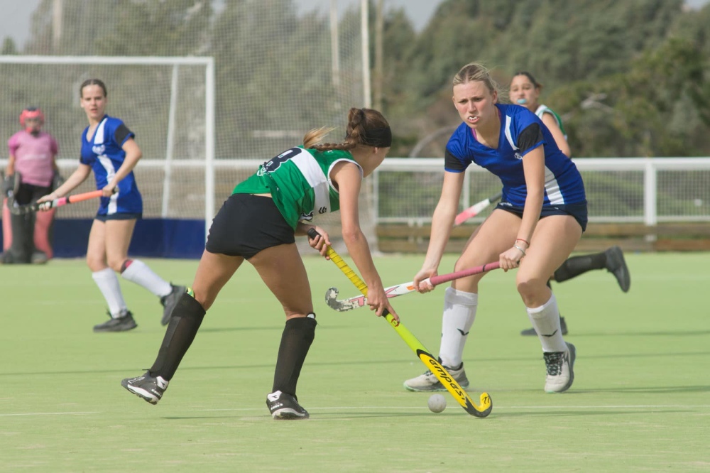 Hockey: Las Lobas cerraron la primera fase del Regional de Clubes con una victoria