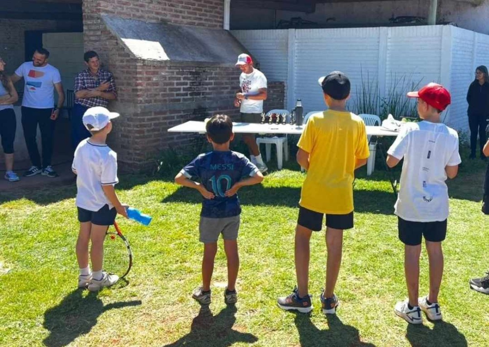 Finde con encuentro formativo de menores para Automoto Tenis