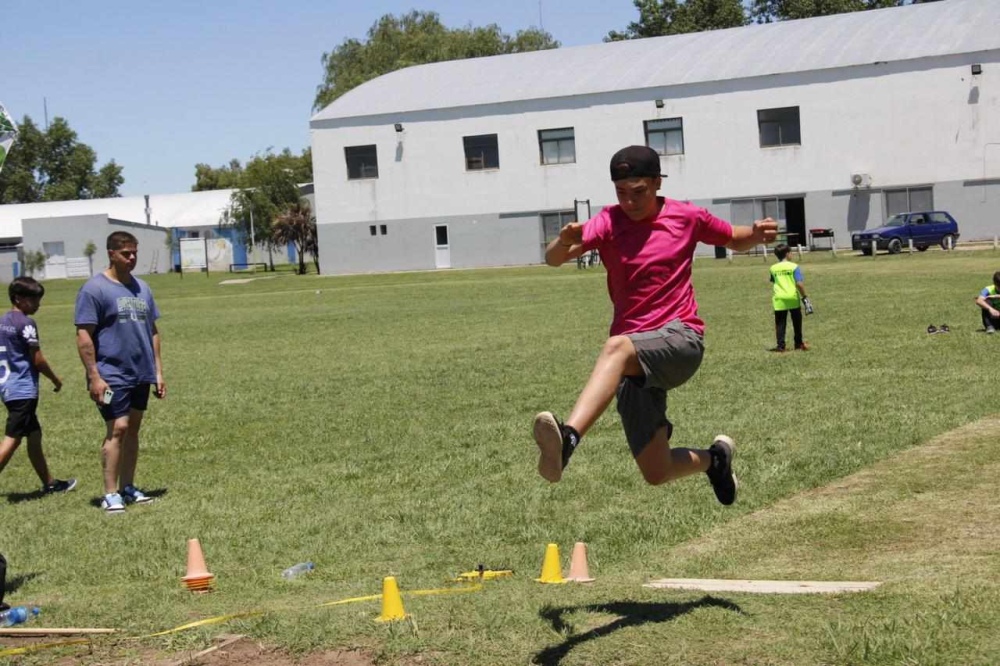 La Escuela Municipal de Atletismo participo de un encuentro regional realizado en General Lamadrid