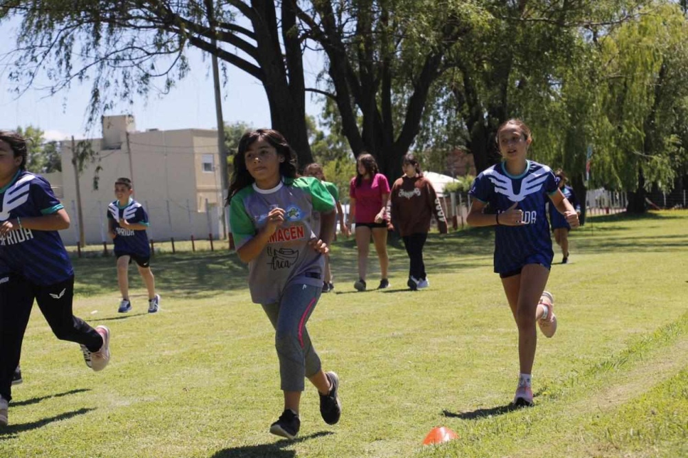 La Escuela Municipal de Atletismo participo de un encuentro regional realizado en General Lamadrid