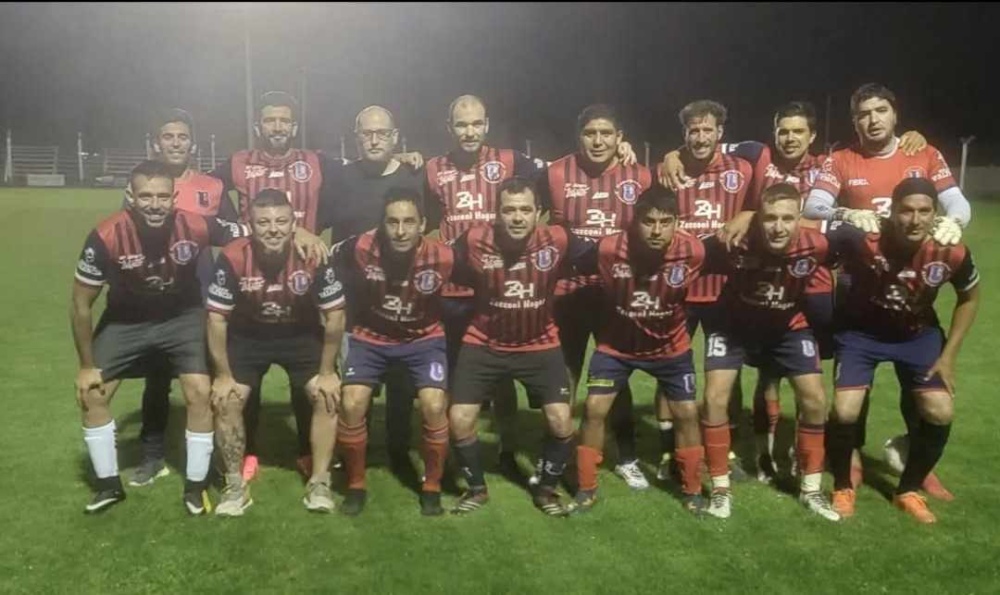 Preveteranos de fútbol: Independiente y Automoto también avanzaron a semifinales