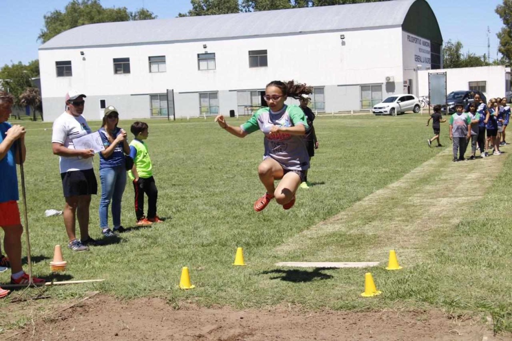 La Escuela Municipal de Atletismo participo de un encuentro regional realizado en General Lamadrid