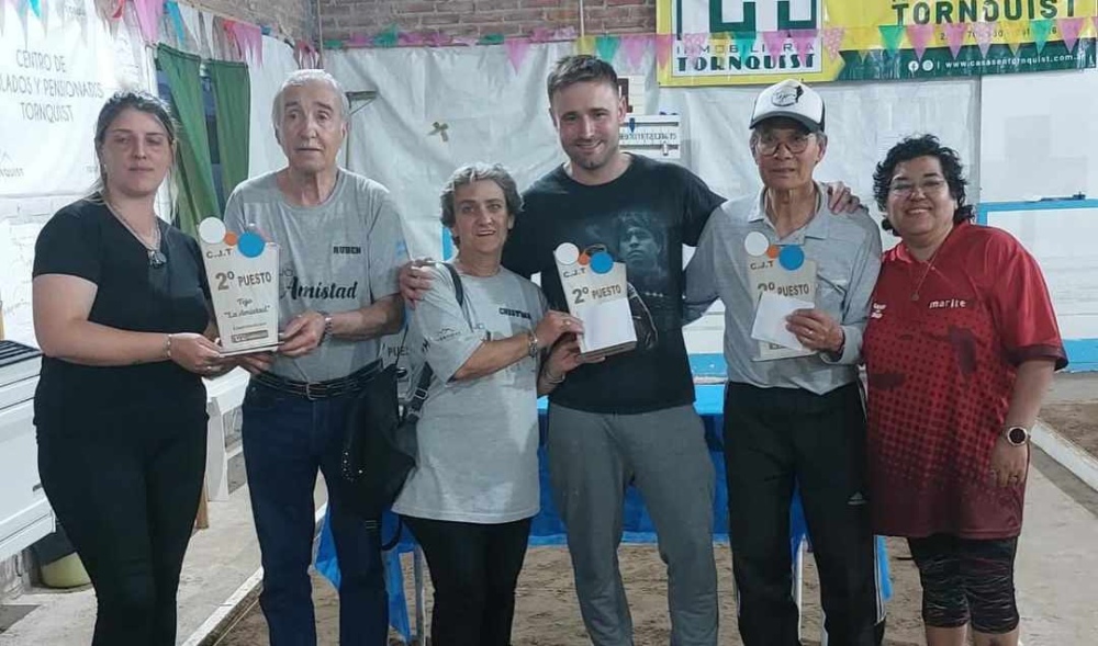 Paso el torneo por modalidad trío mixto organizado por el Grupo de Tejo La Amistad (45 fotos + video)