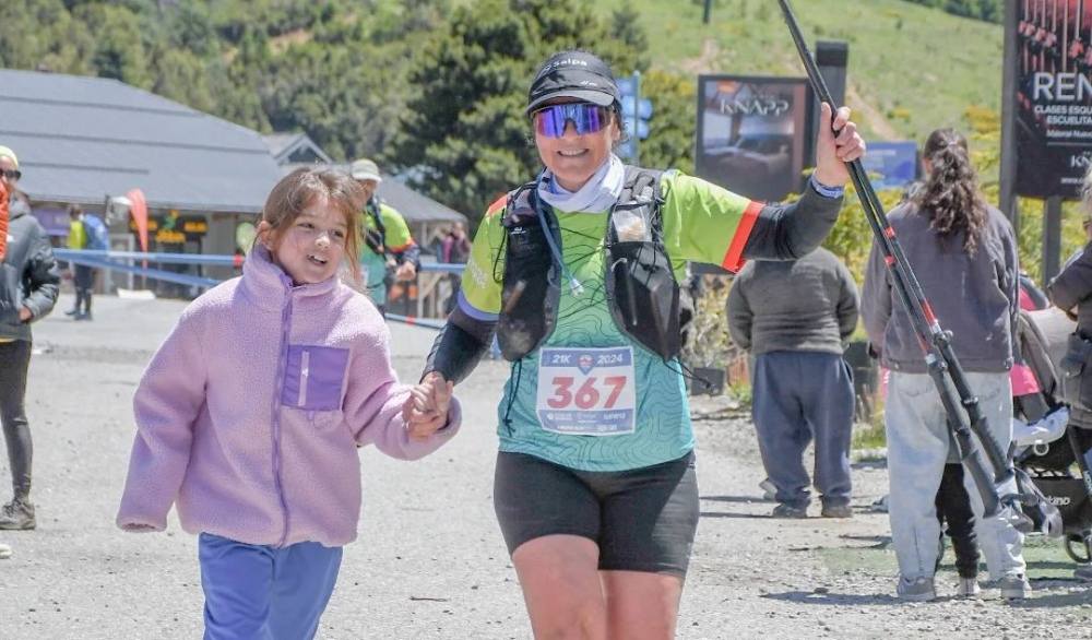 Mabel Corvo y su nieta Justina participaron de la novena edición de la Bariloche Running Ultra Trail