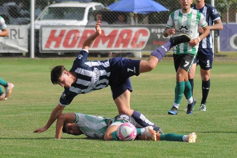 LRF: Atlético Huanguelén campeón del torneo Clausura tras derrotar al equipo de Arturo Peralta