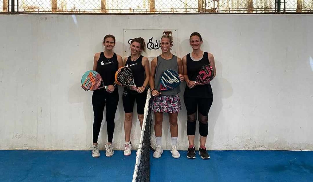 En el complejo Los Sauces Padel, se realizo este sábado un torneo denominado ”Americano Damas”