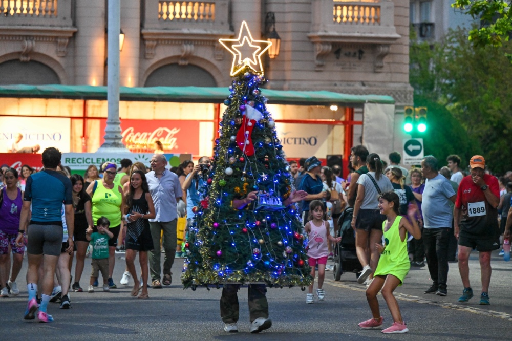 Atletas del distrito participaron de la 67º edición de la tradicional Caminata Familiar y Carrera de Reyes