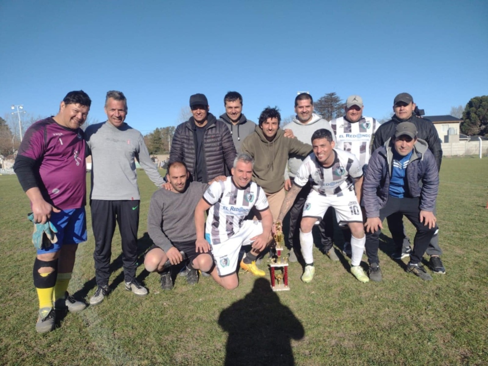 Se realizo un torneo relámpago de futbol 9 en Sierra de la Ventana