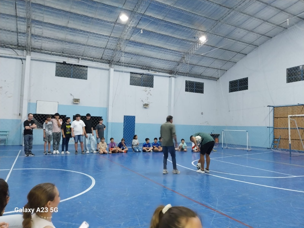 Se llevo a cabo el cierre de año de la escuelita de futbol del Club General San Martin de Chasico