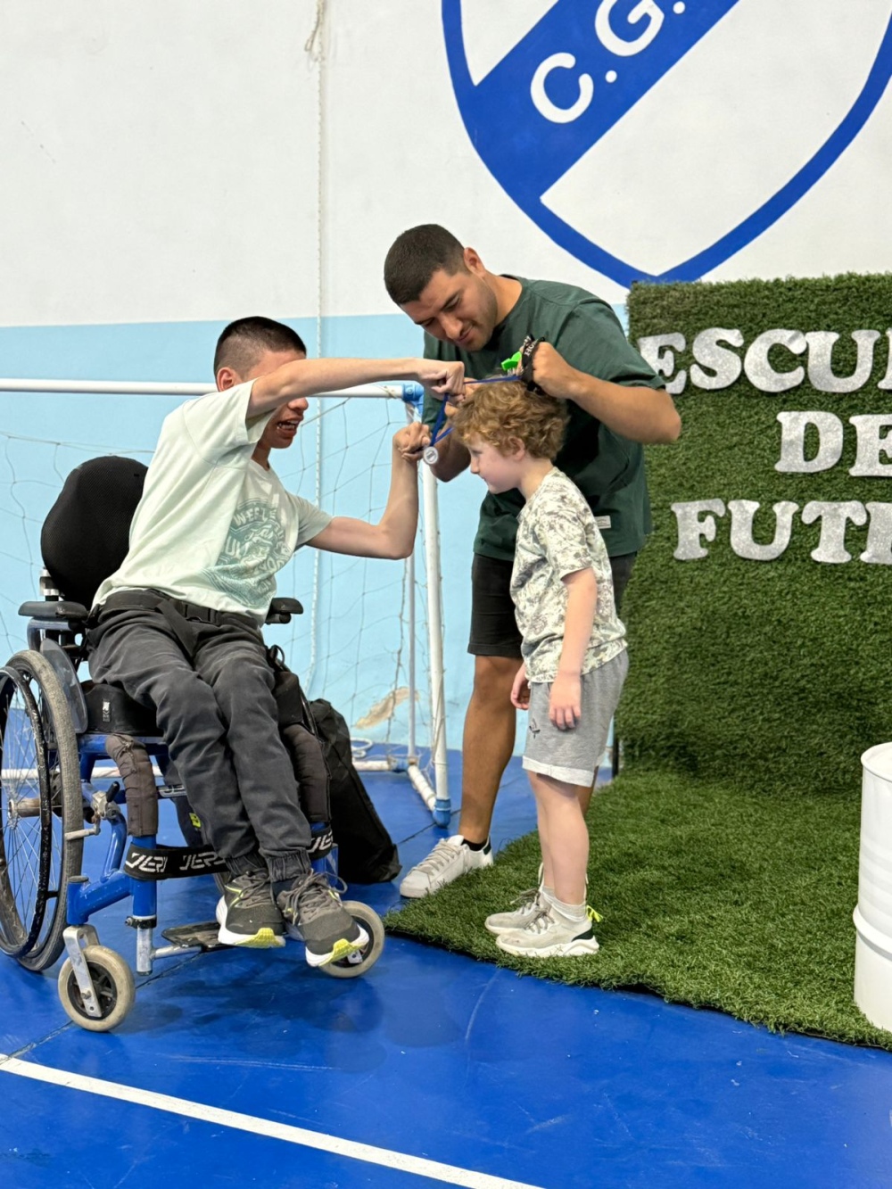 Se llevo a cabo el cierre de año de la escuelita de futbol del Club General San Martin de Chasico