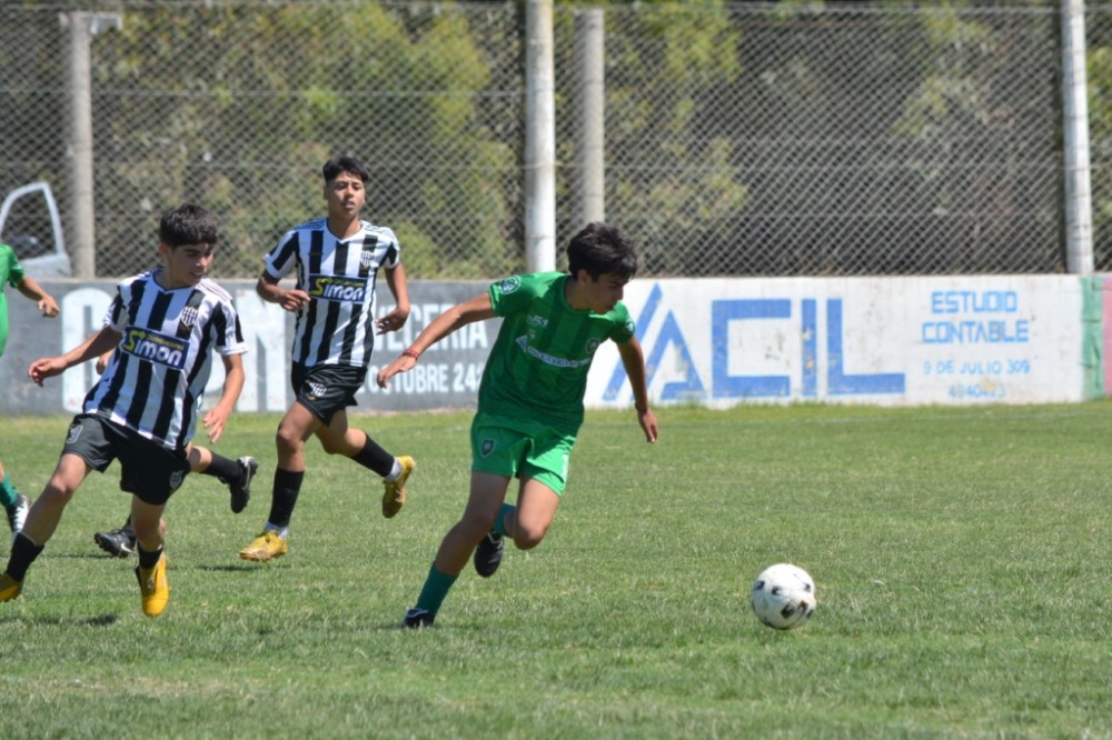 LRF/Divisiones inferiores: Unión debuto en el Torneo Final recibiendo en su estadio a Puan FC (Incluye fotos)