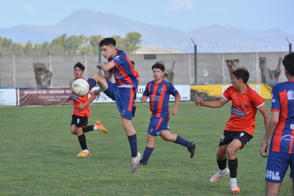 Liga Regional: Las Inferiores de Automoto debutaron en el torneo Final (Informe actualizado)