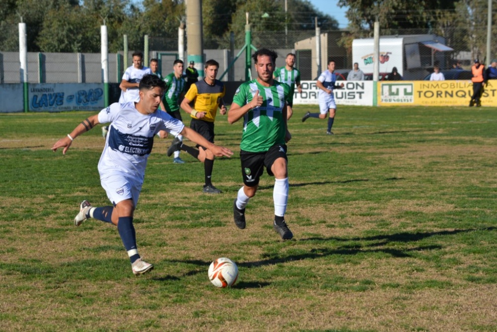 Liga Regional de Fútbol: Se completó el cuadro de clasificados para la Liguilla de Primera masculino (64 fotos)