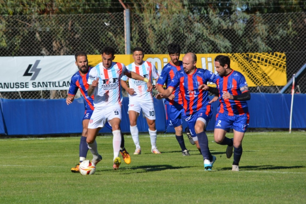 Liga Regional: Nuestros representantes cerraron la primera rueda del Apertura ante elencos pigüenses (63 fotos)