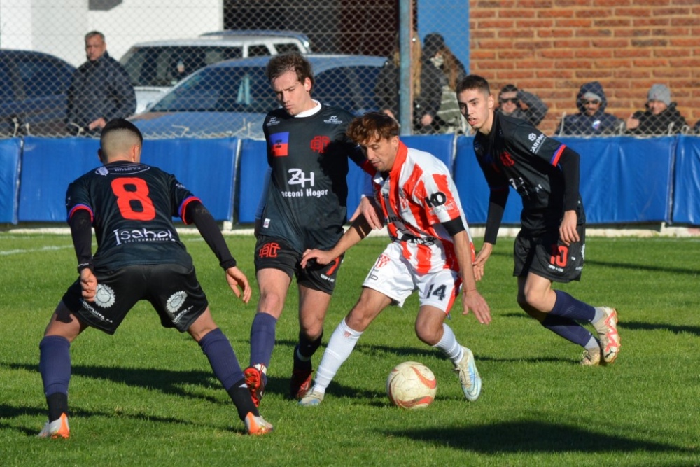 Liga Regional: Igualdad de Union y derrota de Automoto en el inicio de la Liguilla (63 fotos)