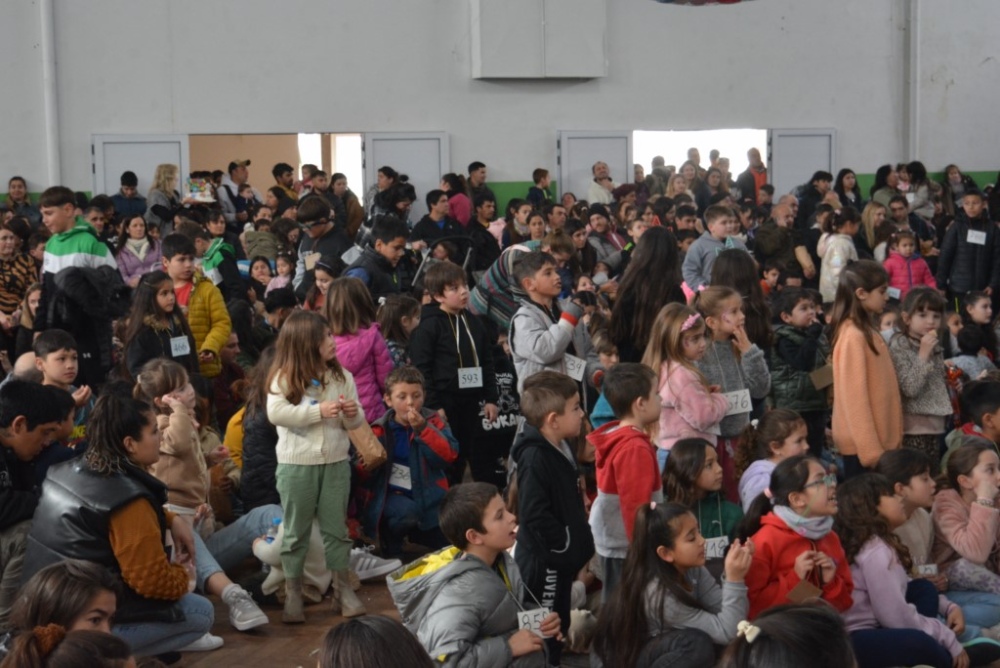 Fue todo un éxito el 24° festival regional Unión del Niño (48 fotos)