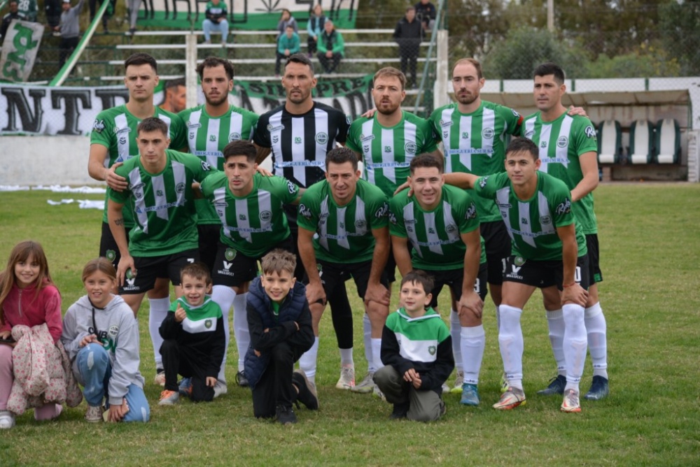 Liga Regional: Los equipos de Tornquist no pudieron sumar de a tres en la sexta fecha del torneo Apertura (77 fotos)