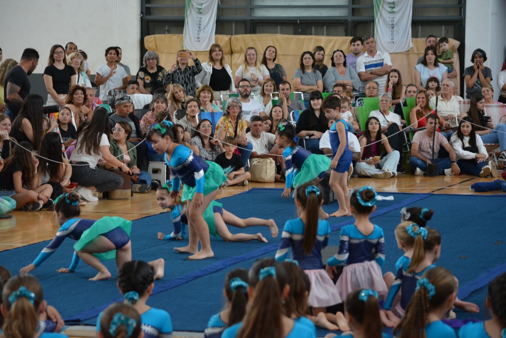 Gimnasio Eden realizo su cierre de año en el atardecer del pasado sábado (145 fotos + video)