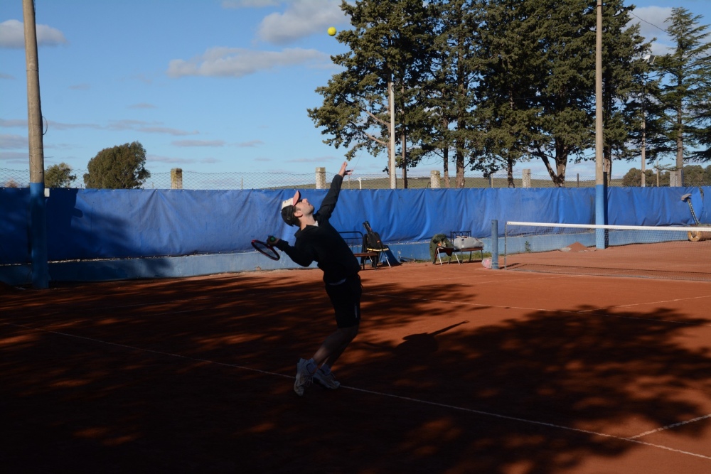 Tenis: Se llevó a cabo un torneo ”Quick Match” en Automoto