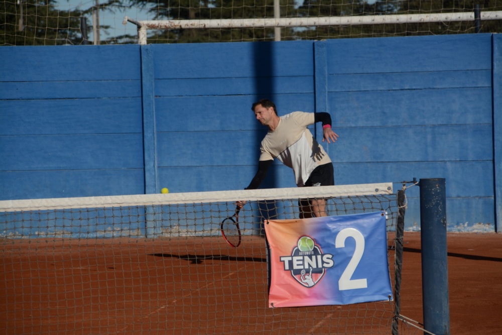 Tenis: Se llevó a cabo un torneo ”Quick Match” en Automoto