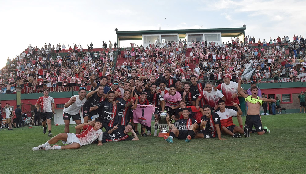 San Martín de Carhué y el grito sagrado: ¡Campeón 2024 de la Liga Regional de Fútbol!