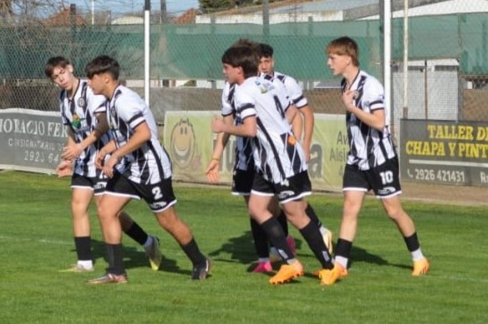 LRF Inferiores: Blanco y Negro dominó el clásico