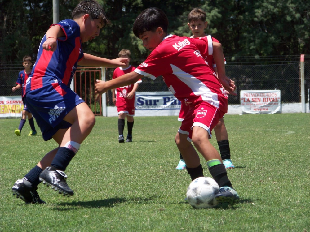 Las Inferiores de Automoto sumaron fuerte en Rivera