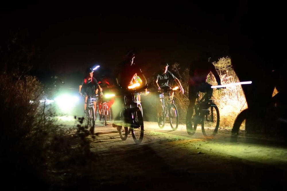 14 de diciembre: Cicloturismo nocturno + excursión astronómica en Saldungaray