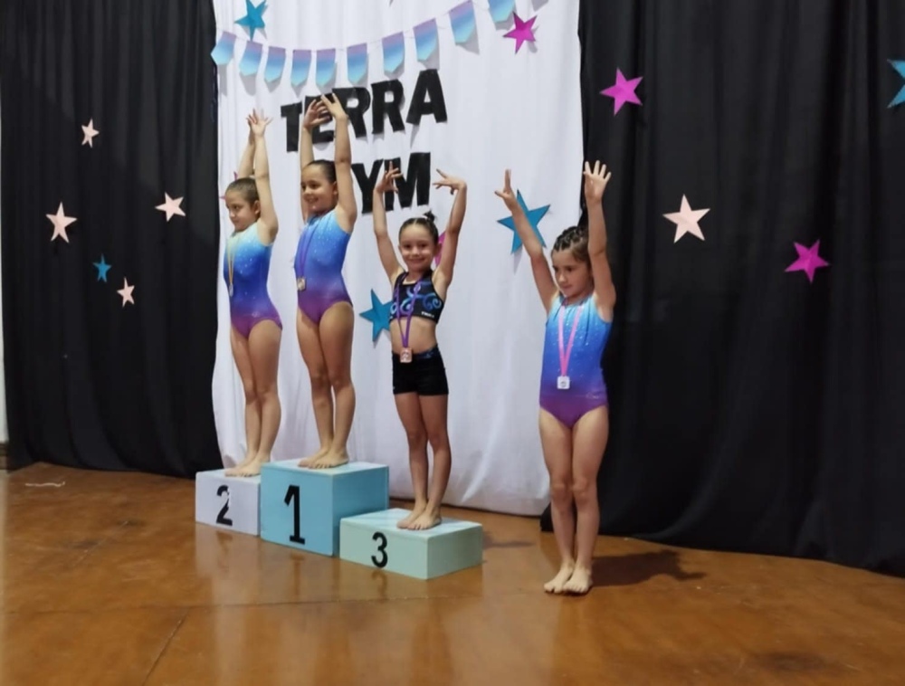 Terra Gym de Sierra de la Ventana compitió en el 14° Torneo de Gimnasia Artística Nivel E