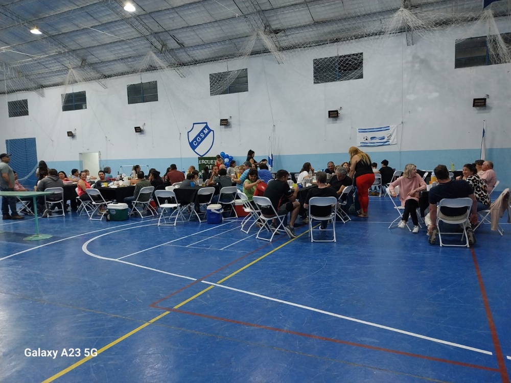 Se llevo a cabo el cierre de año de la escuelita de futbol del Club General San Martin de Chasico