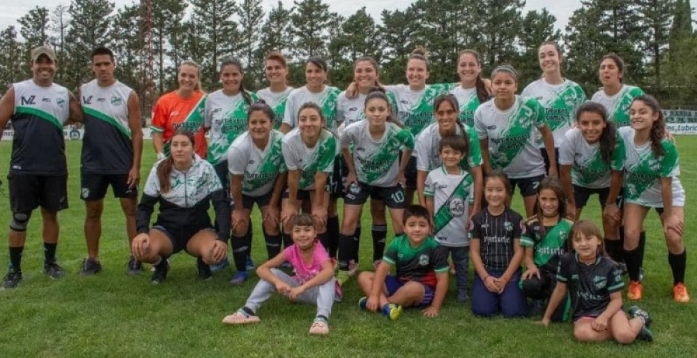 Fútbol femenino de la LRF: cuatro equipos miran desde lo más alto con puntaje perfecto