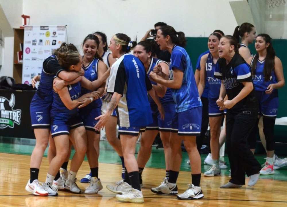 9 de Julio, con buen aporte de Tombesi, dominó a Estudiantes, le cortó el invicto y quedó a una victoria del título